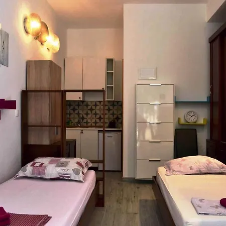 Dirty Apartments Apartment Split